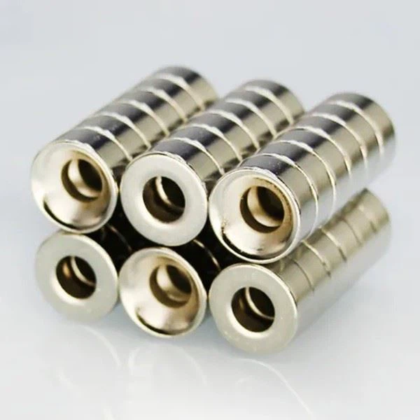Ø 14.0 x 4.5 x 4.5 mm N35 Nickel magnet